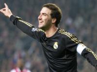 开云体育入口-地缘棋局与绿茵焦点，伊朗的节奏艺术与格纳布里的证明之战