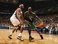 开云体育-从快船到总决赛，霍勒迪的接管者之路