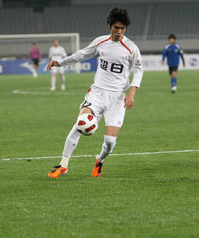 夺冠热门异常艰难，谁能突围晋级？的简单介绍