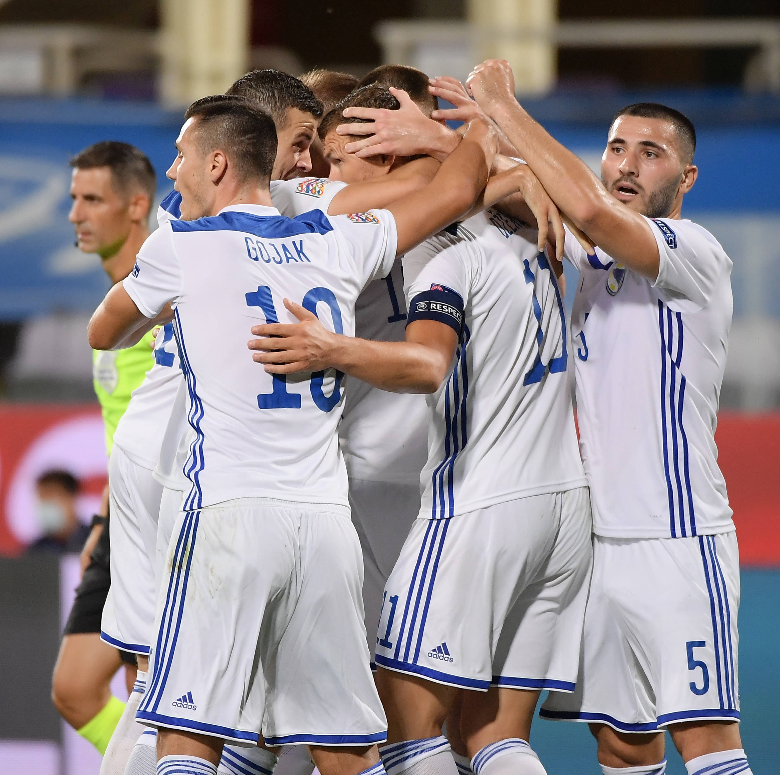 波黑足球队在欧洲比赛中大放异彩 波黑足球队在欧洲比赛中大放异彩