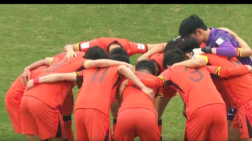 足球场上的精彩对决为观众带来无穷乐趣 足球场上的精彩对决为观众带来无穷乐趣