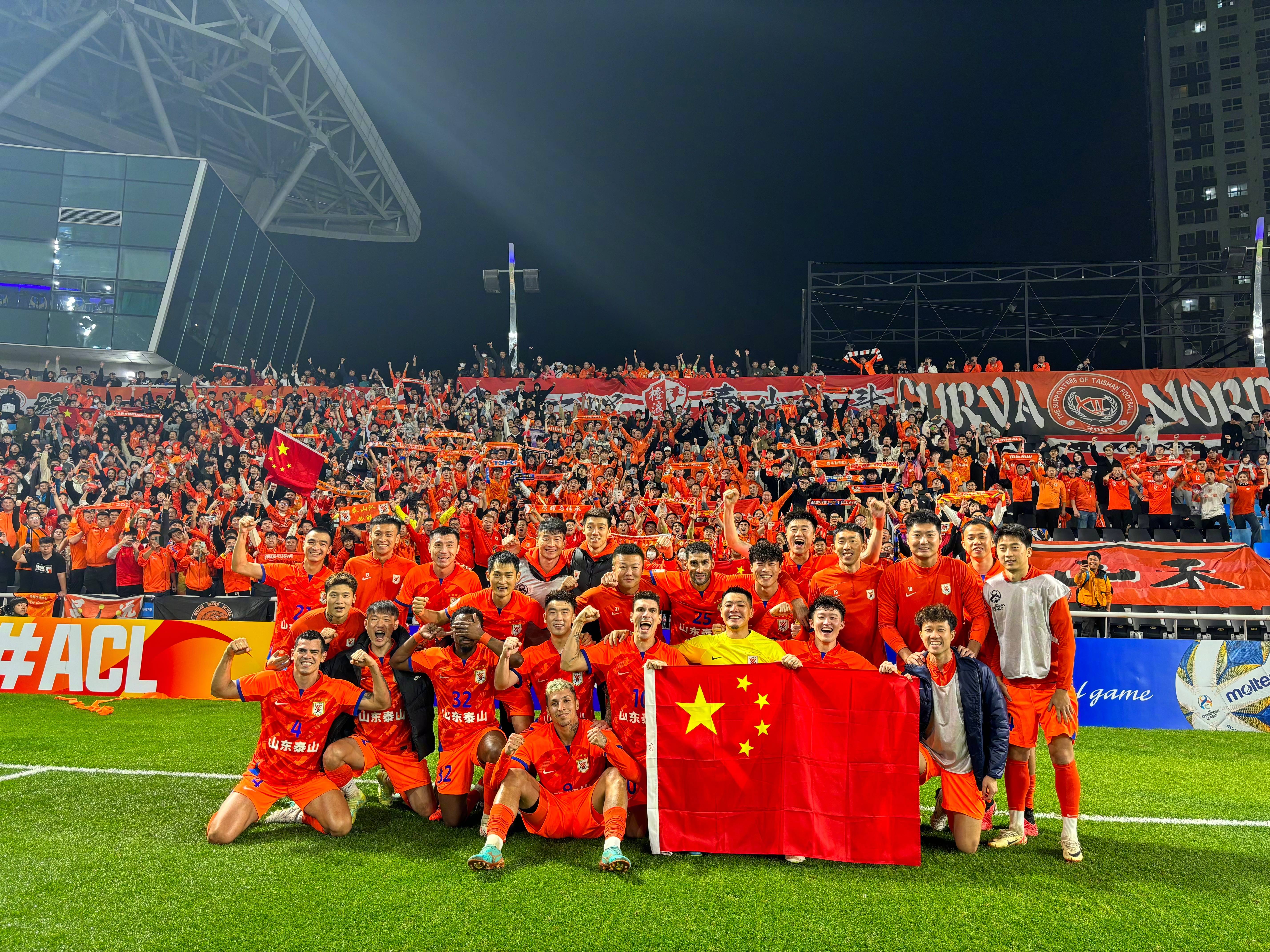 关于江苏苏宁队员表现出色,战胜山东泰山的信息 关于江苏苏宁队员表现出色,战胜山东泰山的信息