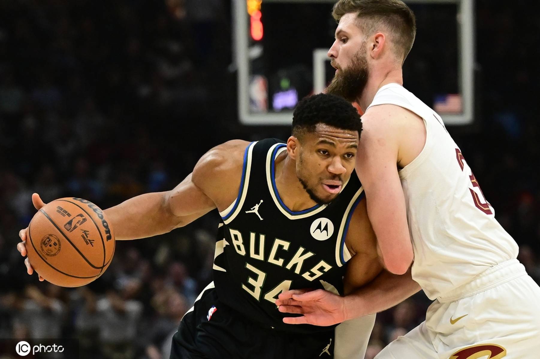 雄鹿球队视若无睹主力球员伤愈复出,球队雄心昂扬的简单介绍 雄鹿球队视若无睹主力球员伤愈复出,球队雄心昂扬的简单介绍