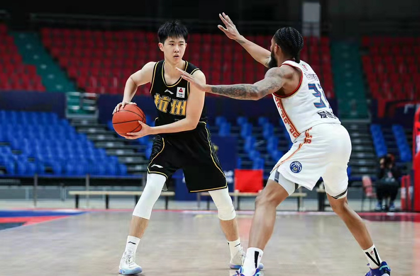 包含篮球联赛悬念调查，强队风起云涌的词条