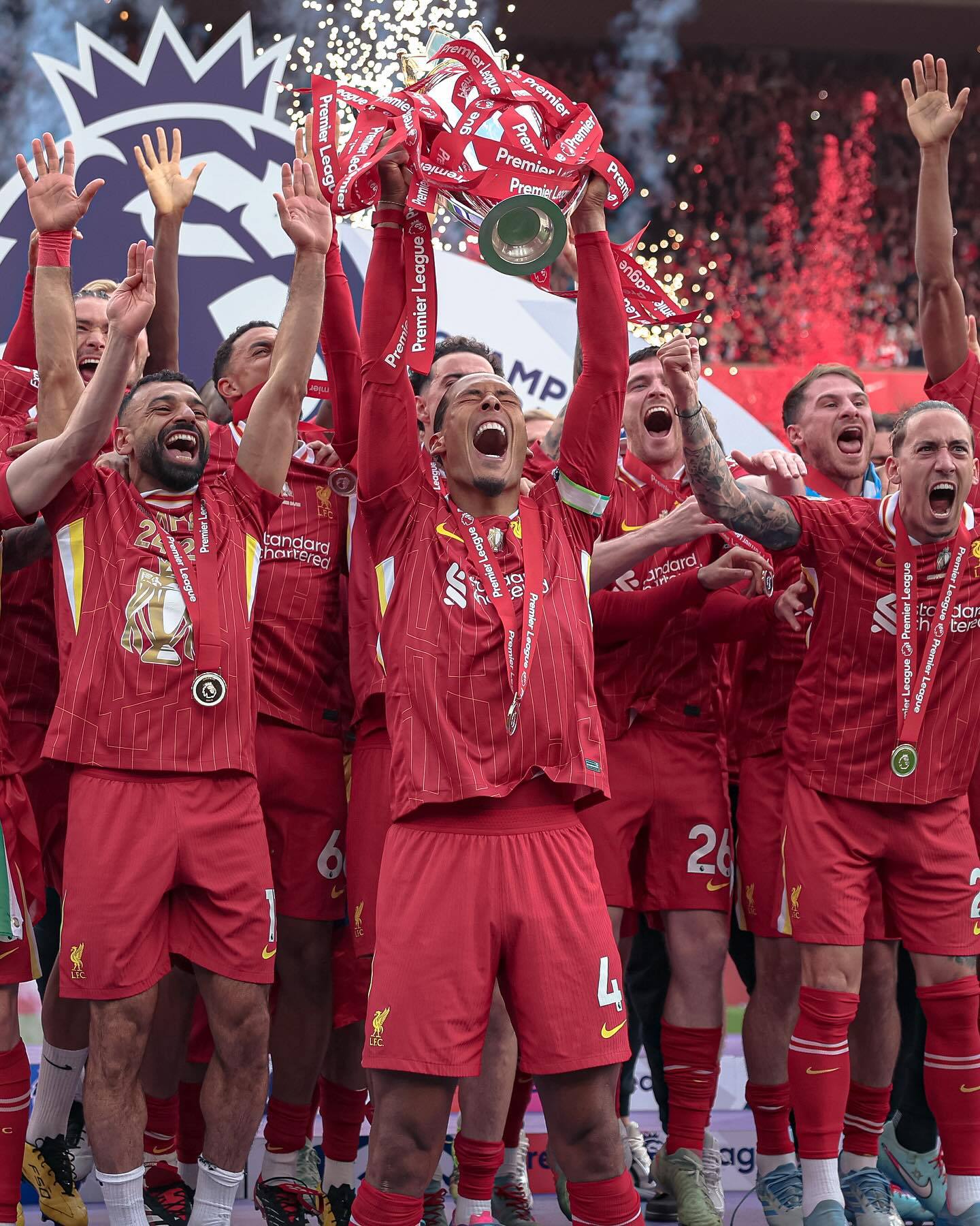 法甲球队连胜晋级，欧冠淘汰赛再迎新星